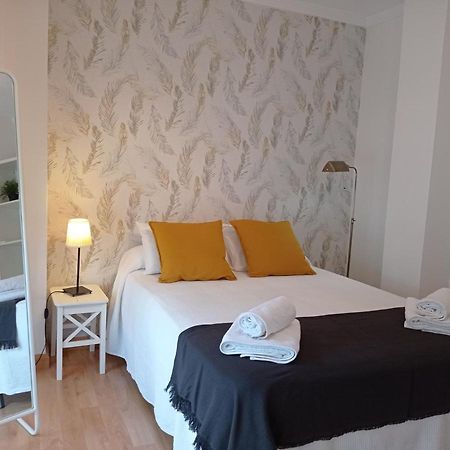 Apartamentos Centro Малага Экстерьер фото