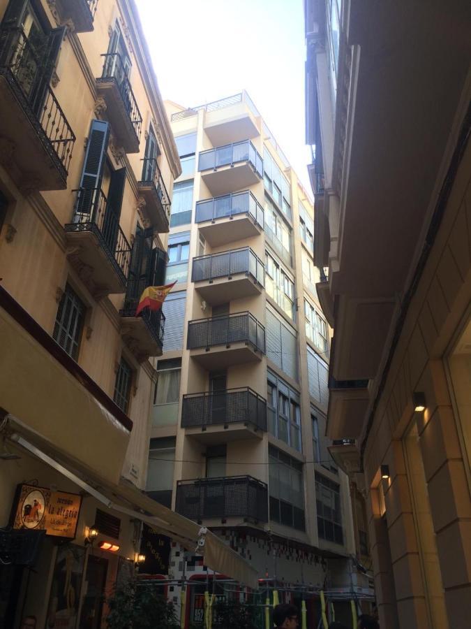 Apartamentos Centro Малага Экстерьер фото