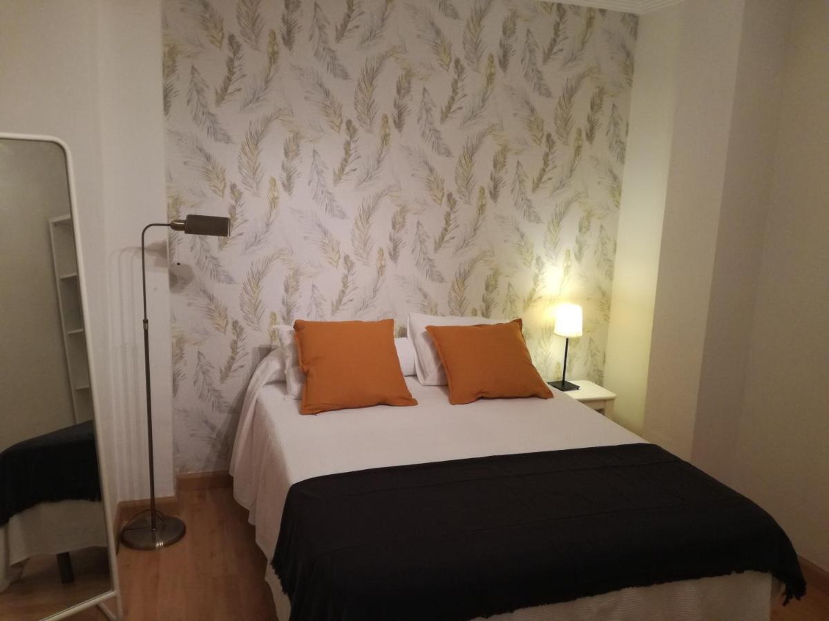Apartamentos Centro Малага Экстерьер фото