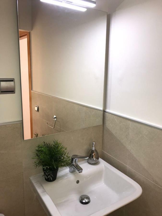 Apartamentos Centro Малага Экстерьер фото