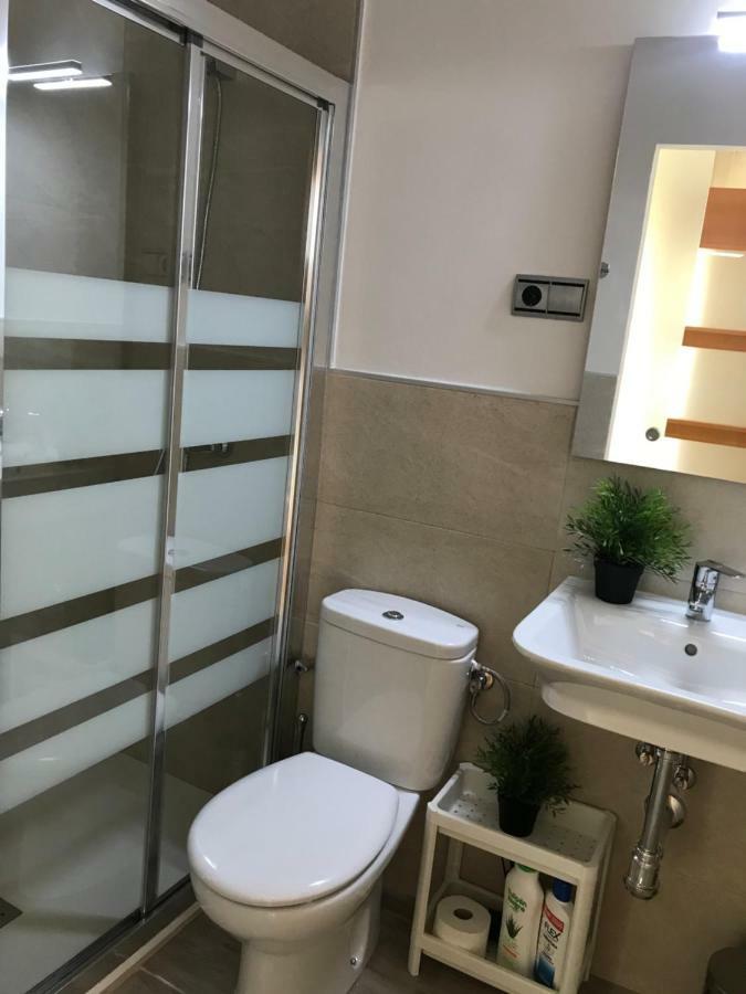Apartamentos Centro Малага Экстерьер фото