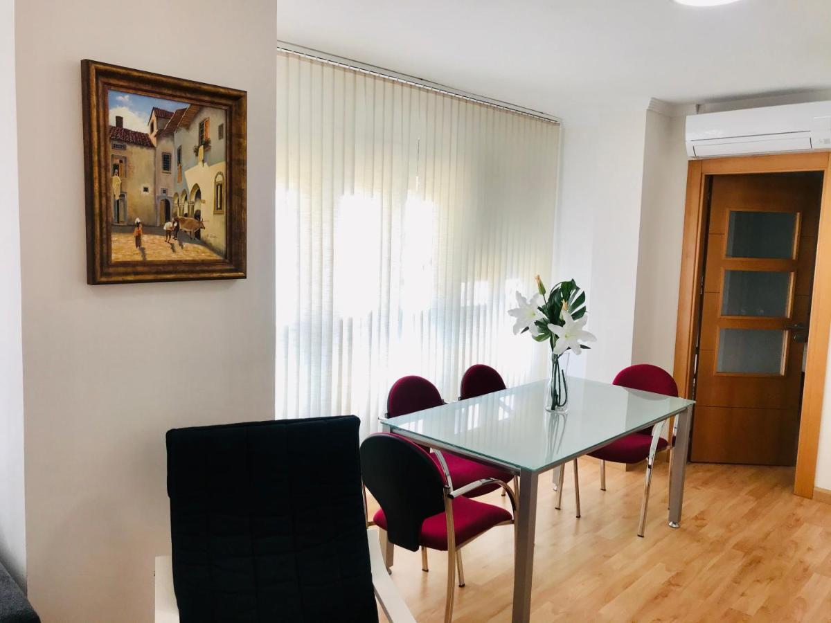 Apartamentos Centro Малага Экстерьер фото