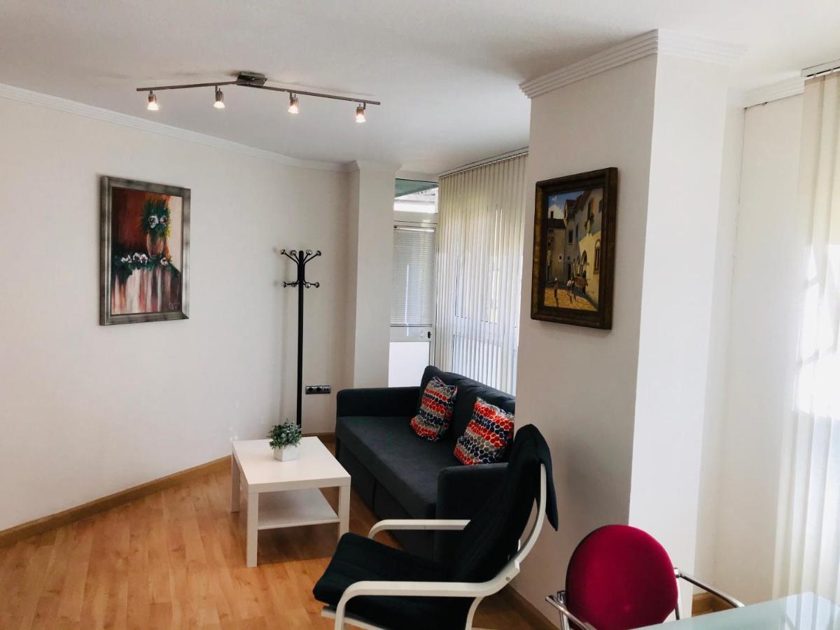 Apartamentos Centro Малага Экстерьер фото